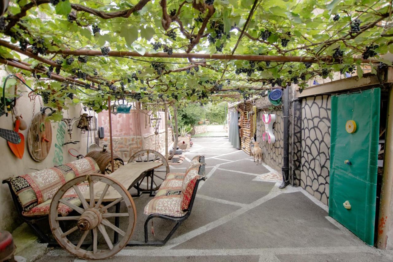 Qilimcha'S Guesthouse-Art Museum Telavi Exterior foto